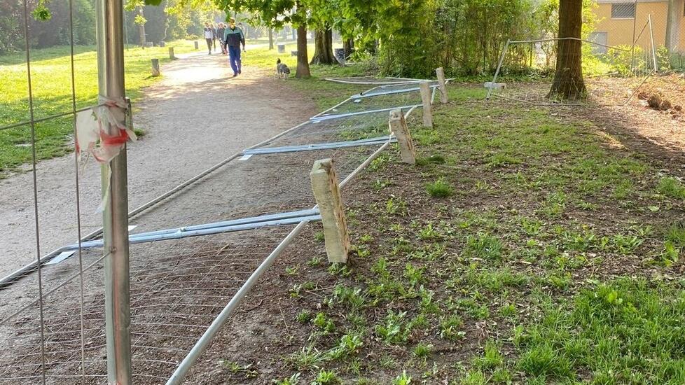 Vandalismi, furti e idranti. A Cento c’è chi si accanisce