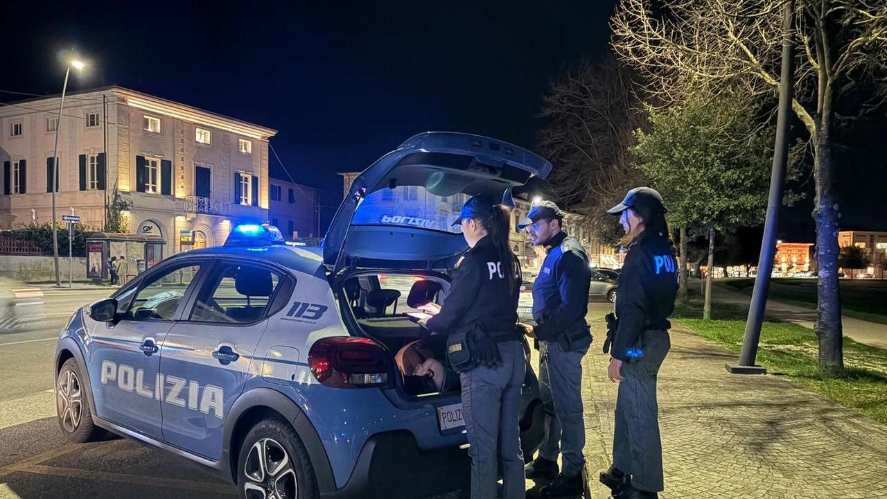 Lucca, controlli in centro: identificate 126 persone