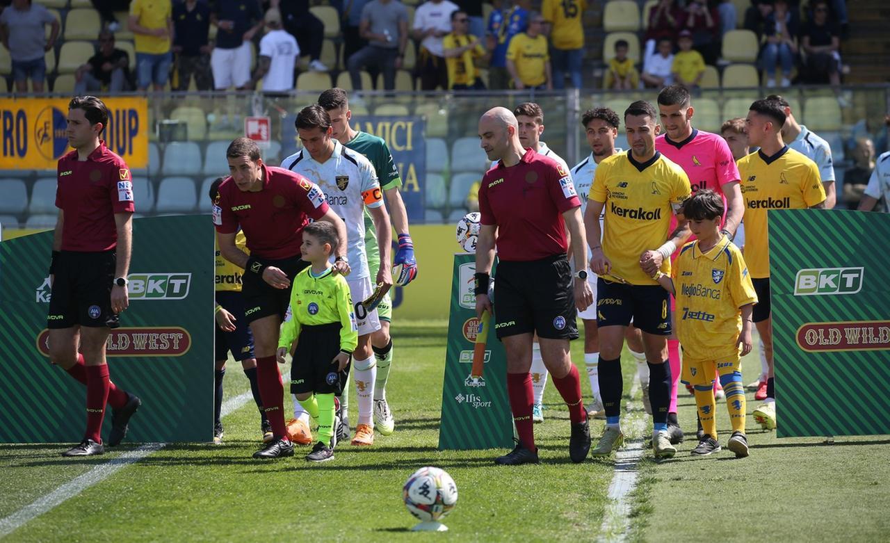 Modena-Frosinone 0-0: la partita in diretta