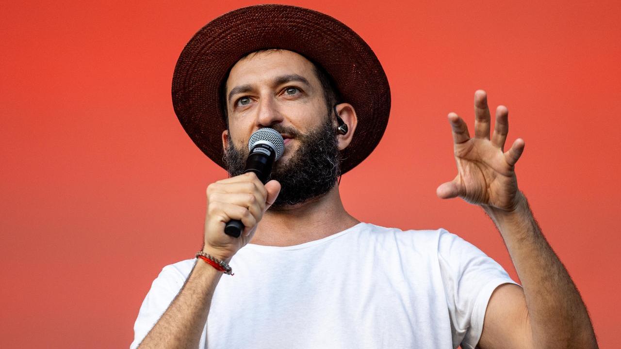 Ferrara, Vasco Brondi racconta il suo nuovo libro “Una cosa spirituale”