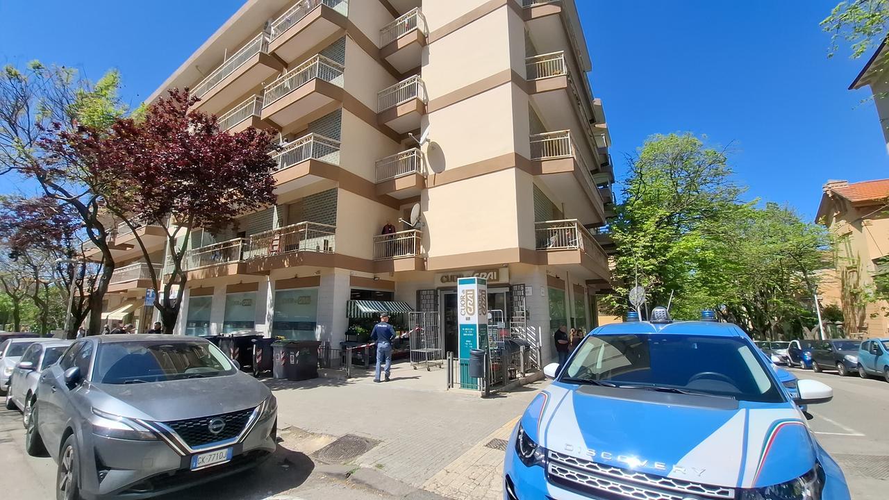 Sassari, il bimbo di 3 anni precipitato dal balcone è fuori pericolo