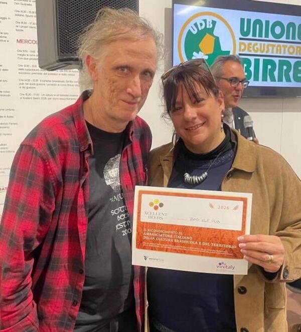 Livorno sul podio a Vinitaly: al Bad elf il premio nazionale di "Ambasciatore della cultura brassicola"