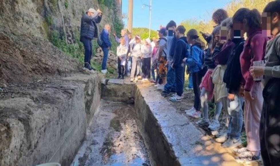 Livorno, riemerge dal fango la seconda vasca degli storici lavatoi