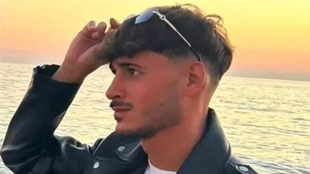 Accoltellato in un parcheggio, chi era il 25enne ucciso: il dolore degli ex compagni di squadra