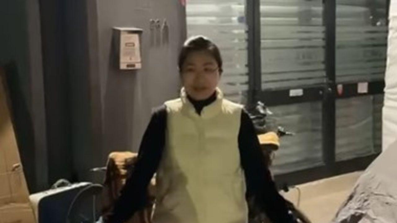 Prato, la prima volta di Cristina: una cinese sciopera coi Cobas. È l'inizio di una svolta?