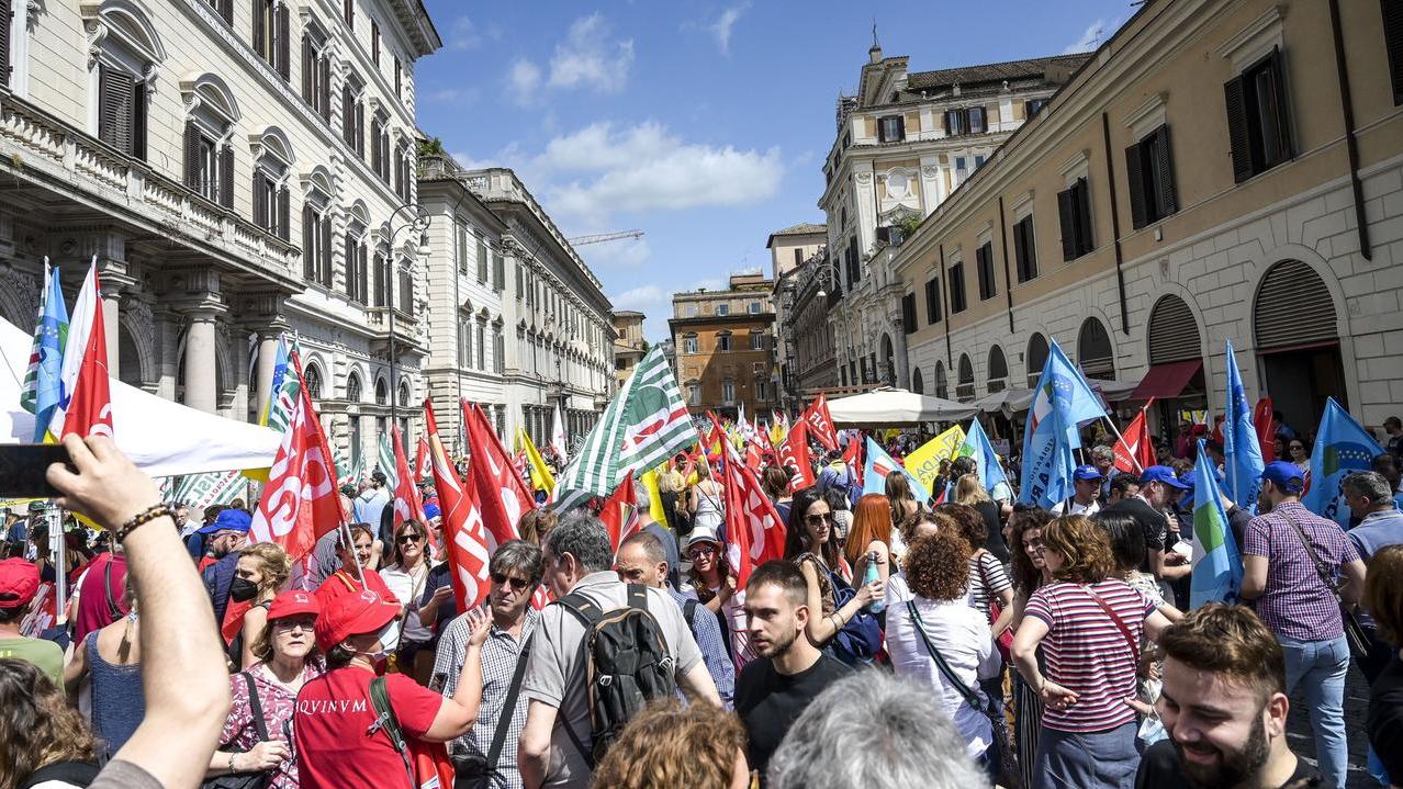 Scuola, primavera di scioperi: cinque mobilitazioni in poco più di un mese – Le date da segnare
