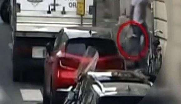 Droga da Marocco e Spagna a Firenze: scattano 19 arresti