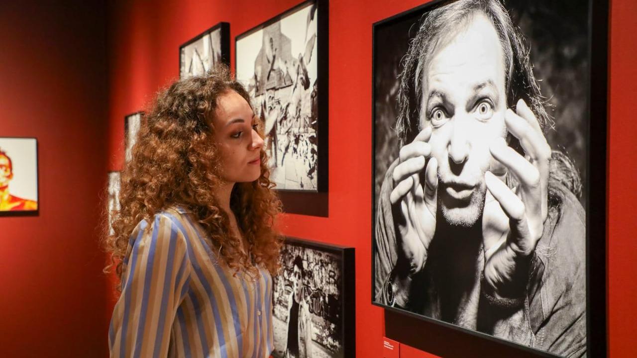 Gli sguardi di Vasco negli scatti di Guido Harari: nuova mostra a Ferrara