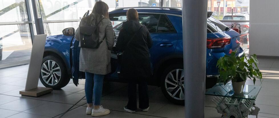 Automobile bene di lusso: a Ferrara si compra a rate