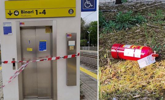 Vandali in azione in stazione a Portomaggiore