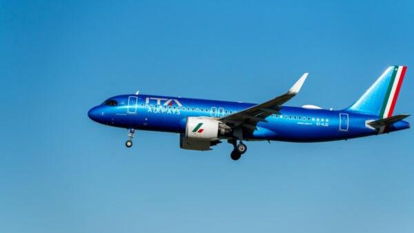 Caro carburante, estate a rischio voli: Lufthansa riduce drasticamente le tratte