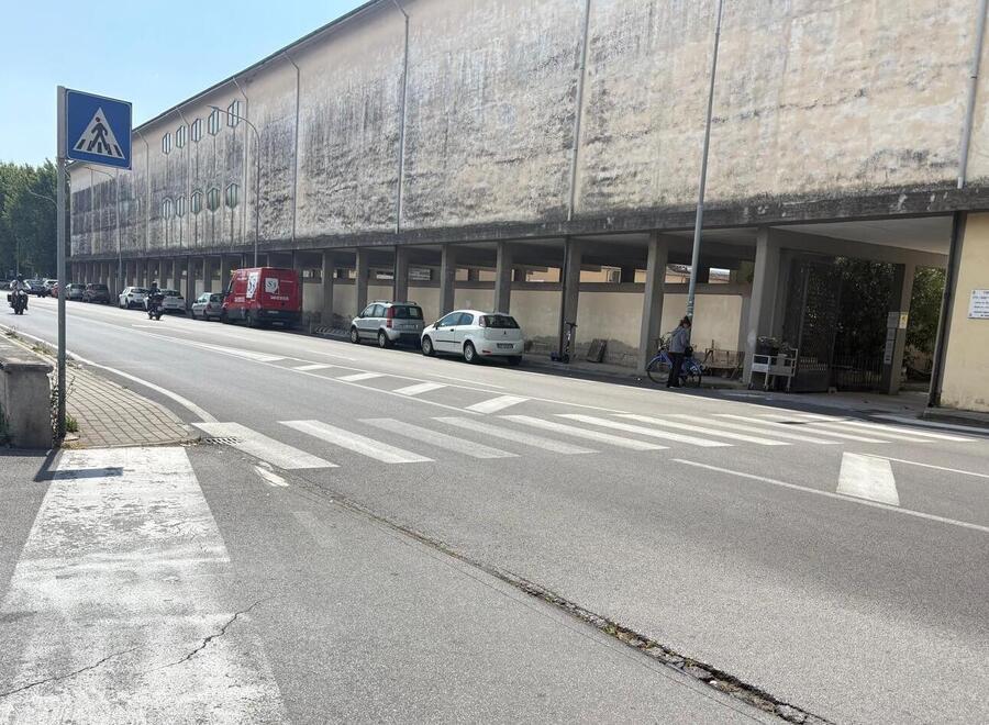 
	Il luogo in cui &egrave; avvenuto l&rsquo;incidente&nbsp;nei pressi del cimitero al Marco Polo (foto Iacopo Giannini)

