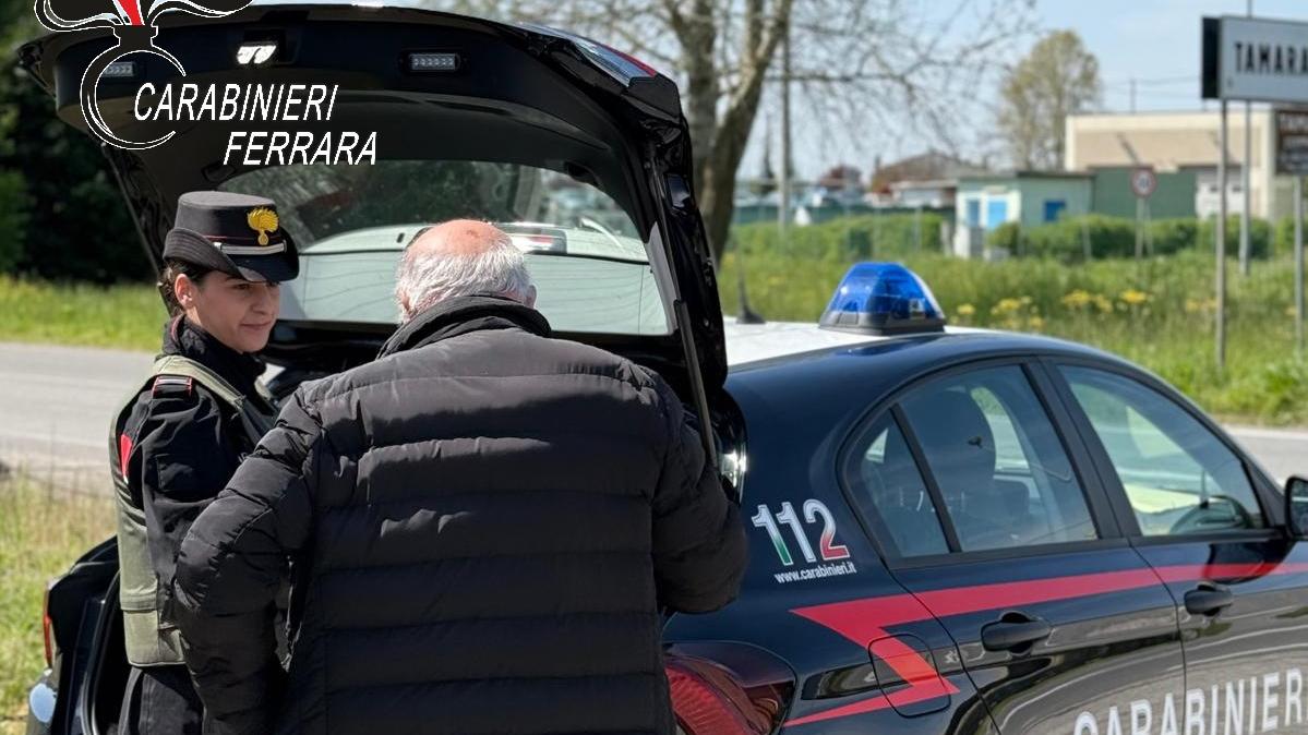 Copparo, uomo in carrozzina derubato da due finti altruisti