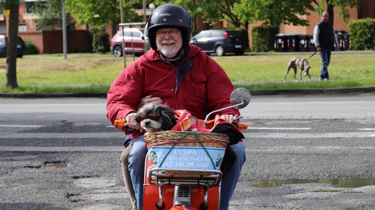 
	Buon compleanno Vespa!

