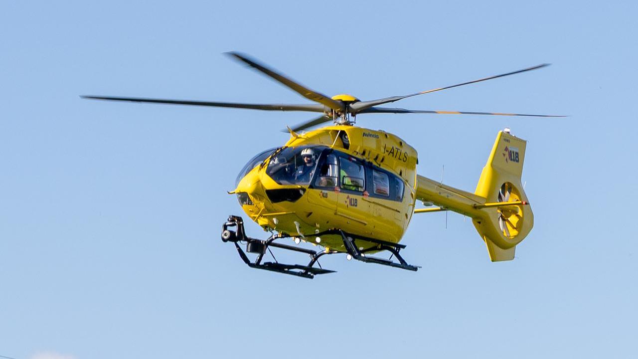 Sul posto è intervenuto l'elisoccorso che ha portato la donna in ospedale a Cisanello