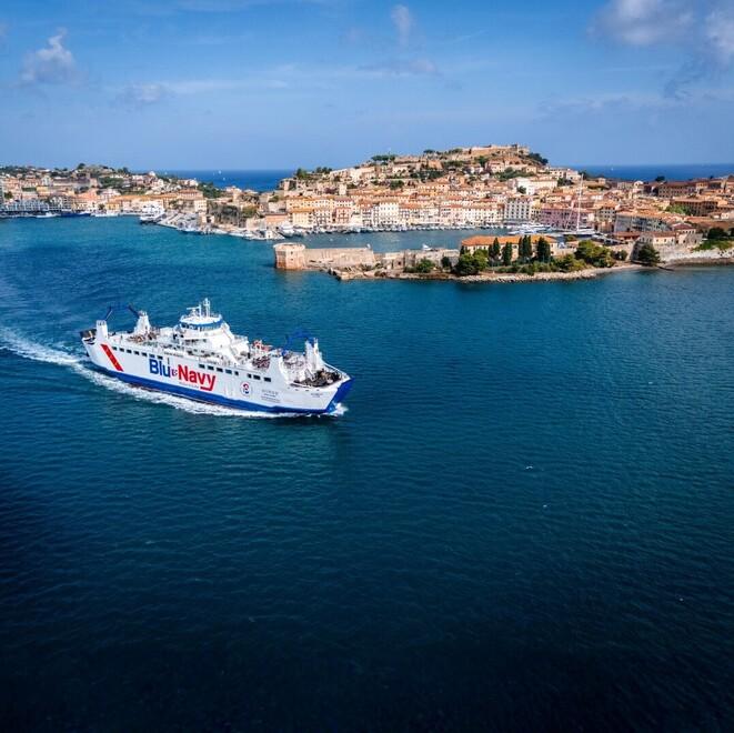 Elba, Blu Navy svela il piano: «Siamo pronti per la stagione e vogliamo crescere ancora» – Orari e corse