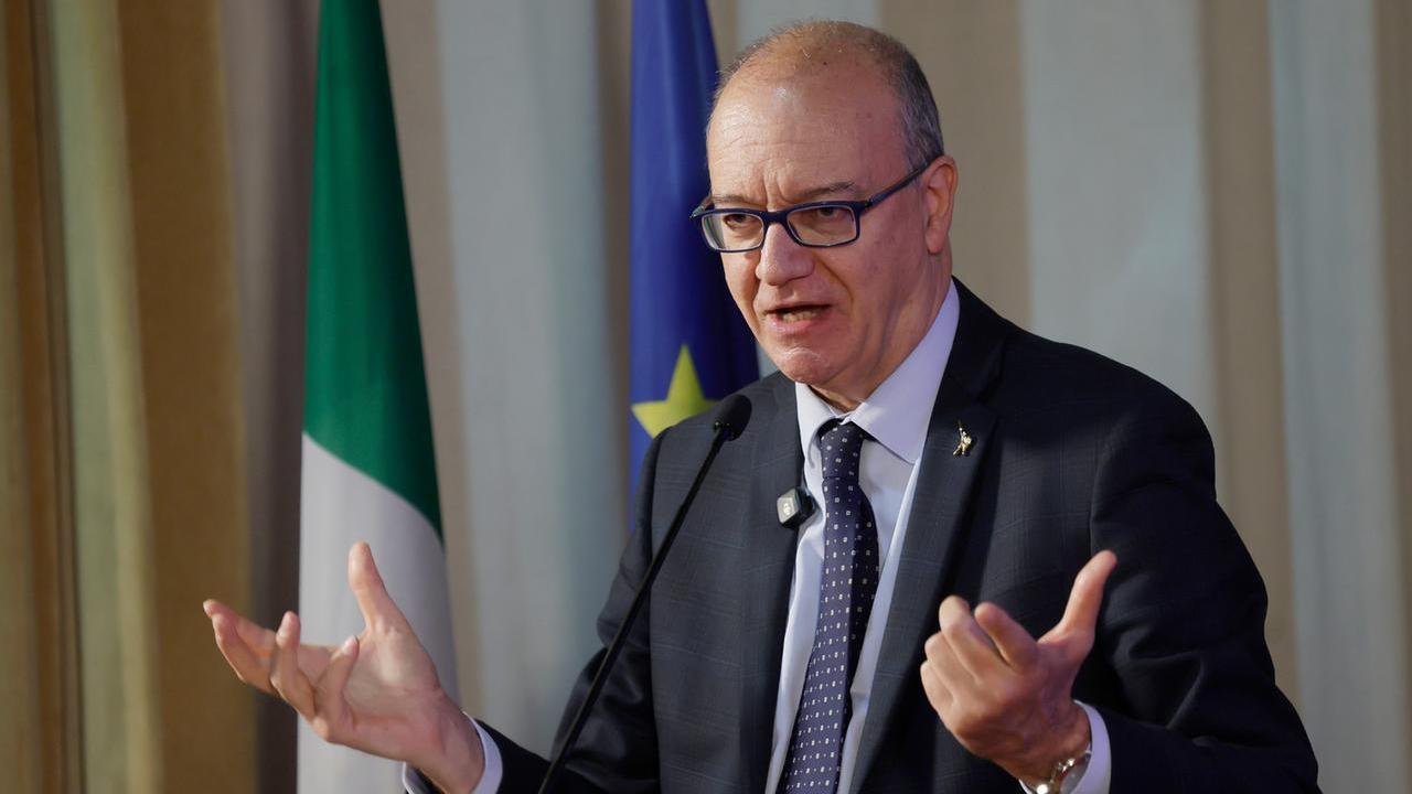 Scuola, Valditara propone l’unificazione tra licei e gli istituti tecnici: «La distinzione non ha più senso»