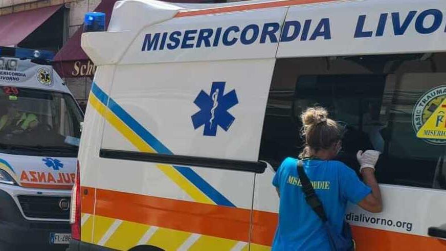 Le ambulanze della Misericordia di via Verdi