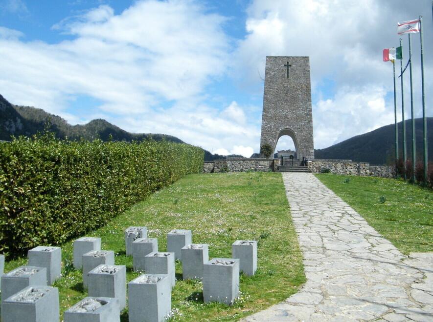 
	Sant'Anna di Stazzema

