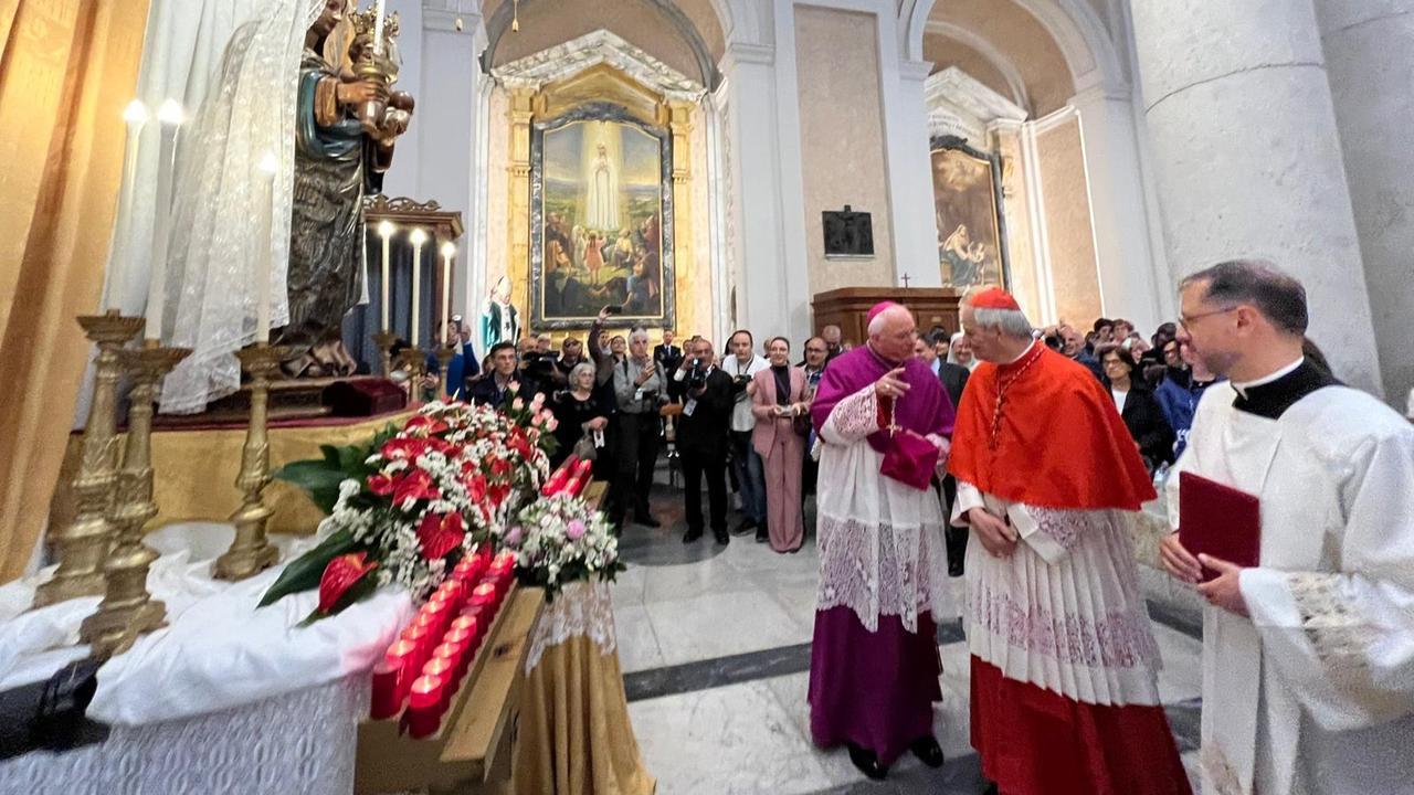Le celebrazioni a Bonaria con il cardinale Matteo Zuppi (foto Mario Rosas)