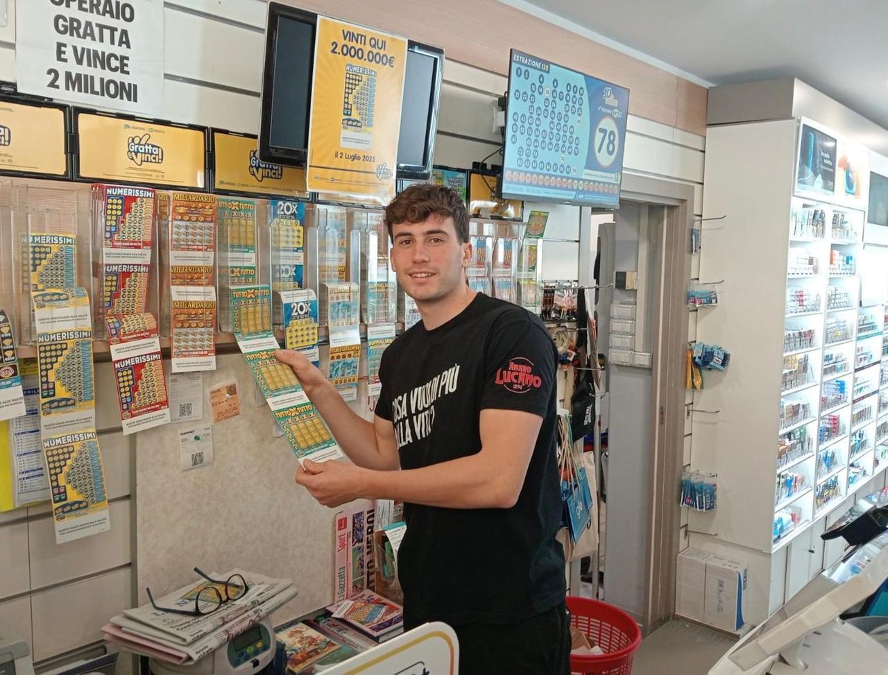 Lucca, con 5 euro vince mezzo milione con un “Gratta e Vinci”