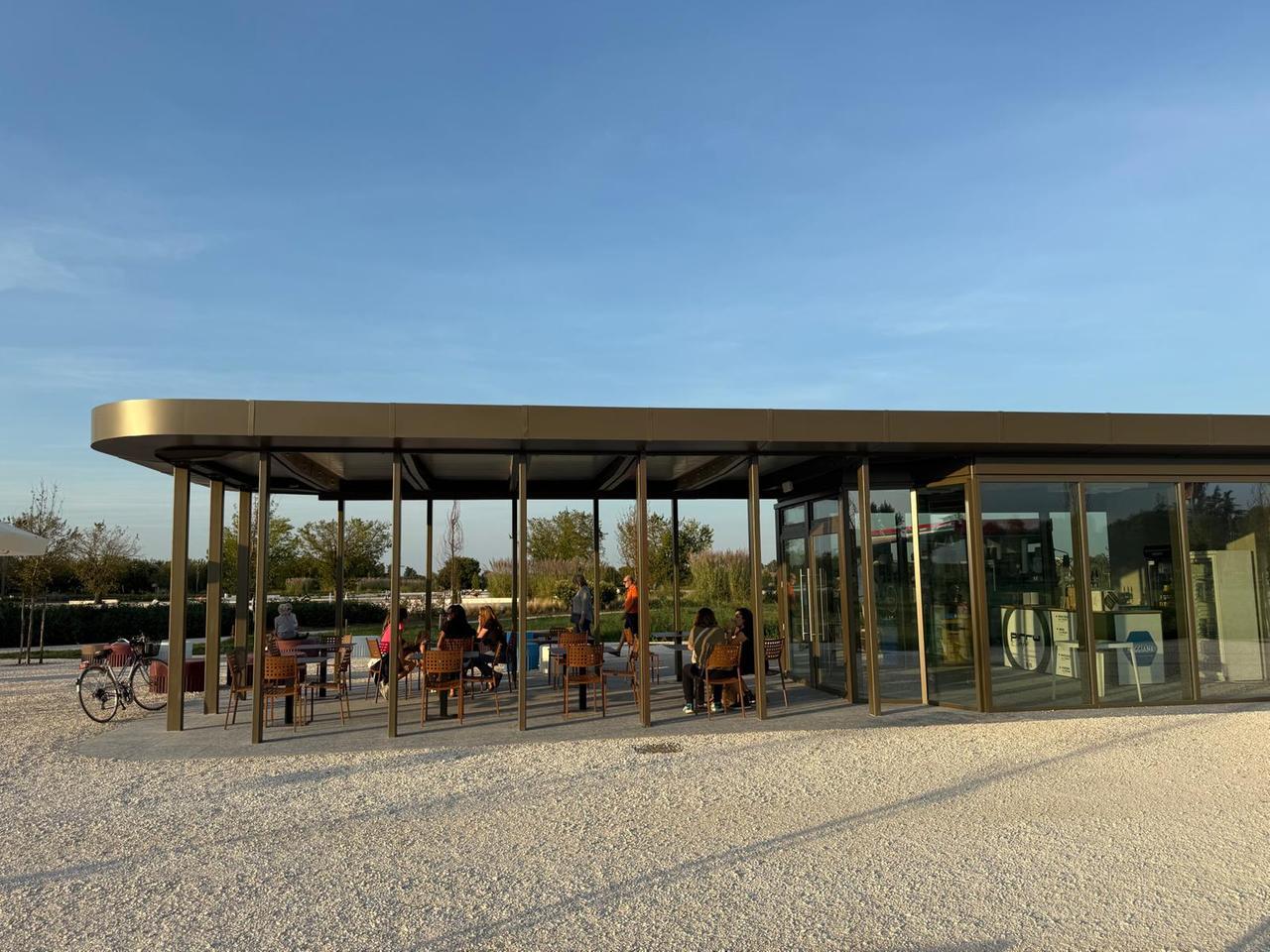 Reggia di Rivalta, il chiosco è ancora senza gestore: tornano i food truck per l’estate