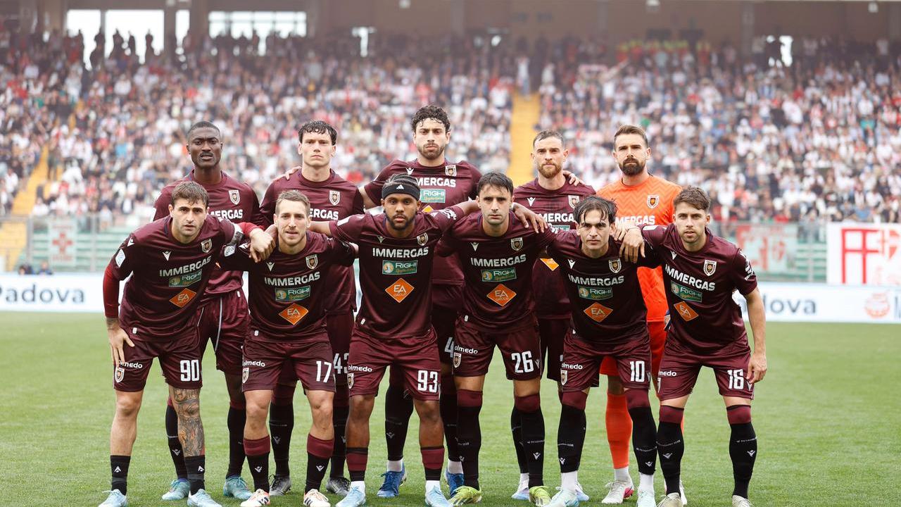 Reggiana-Palermo, obiettivo salvezza: al Mapei oggi servono cuore e coraggio