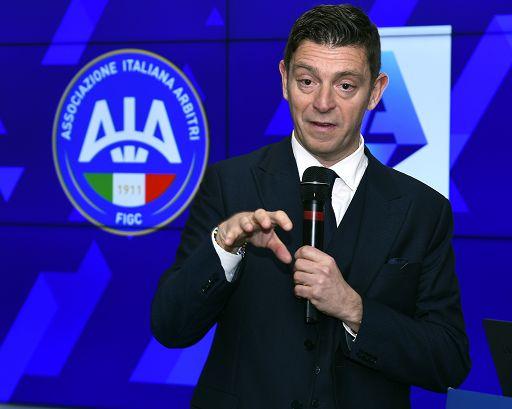 Calcio nella bufera, avviso di garanzia per il designatore degli arbitri: è indagato per concorso in frode sportiva – Cosa sappiamo