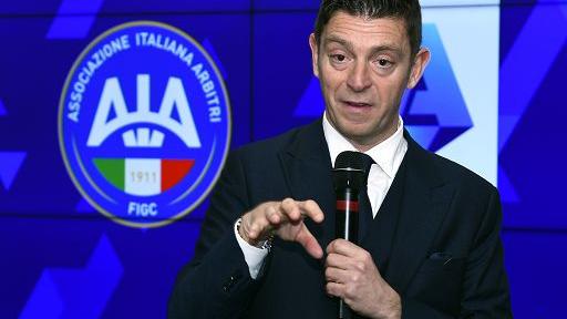 Calcio nella bufera, avviso di garanzia per il designatore degli arbitri: è indagato per concorso in frode sportiva – Cosa sappiamo