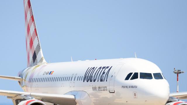 Supplemento sui biglietti aerei per il rincaro del jet-fuel, l’Antitrust apre un dossier