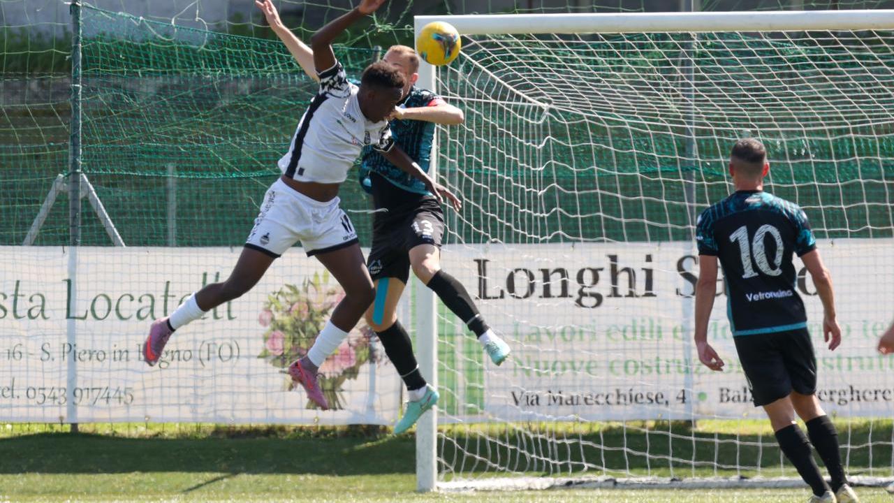 Ricci in acrobazia e Piccioni: l’Ars et Labor ribalta la Sampierana, 2-1 – LA DIRETTA