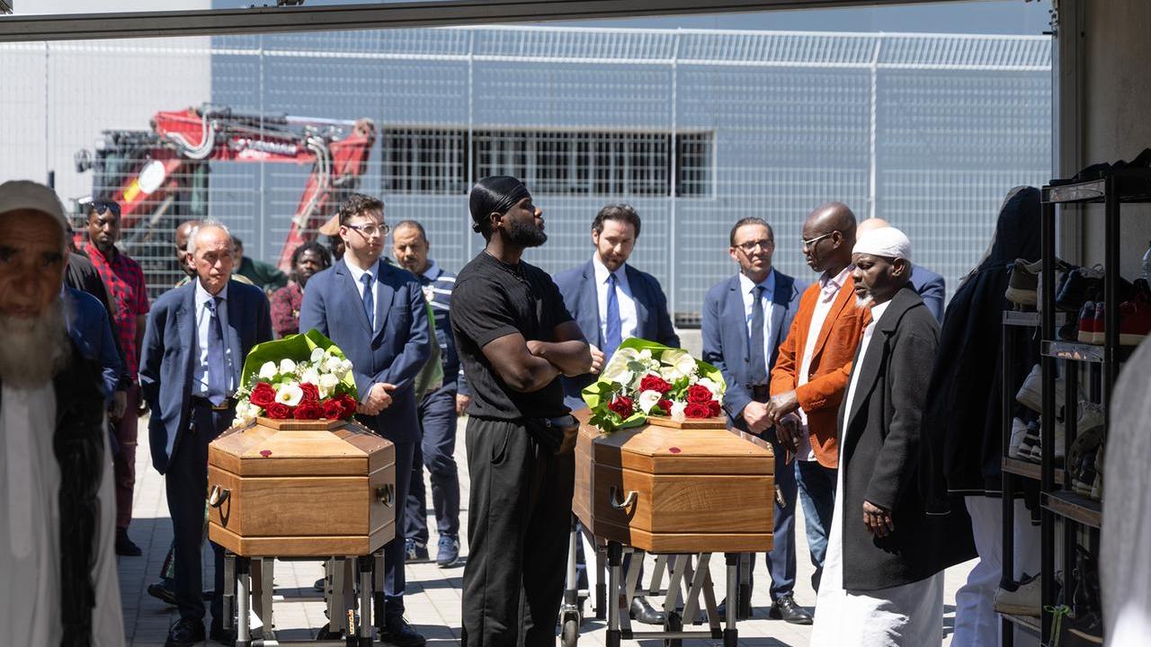 Morti nello schianto di Marzaglia: in trecento persone alla preghiera d’addio