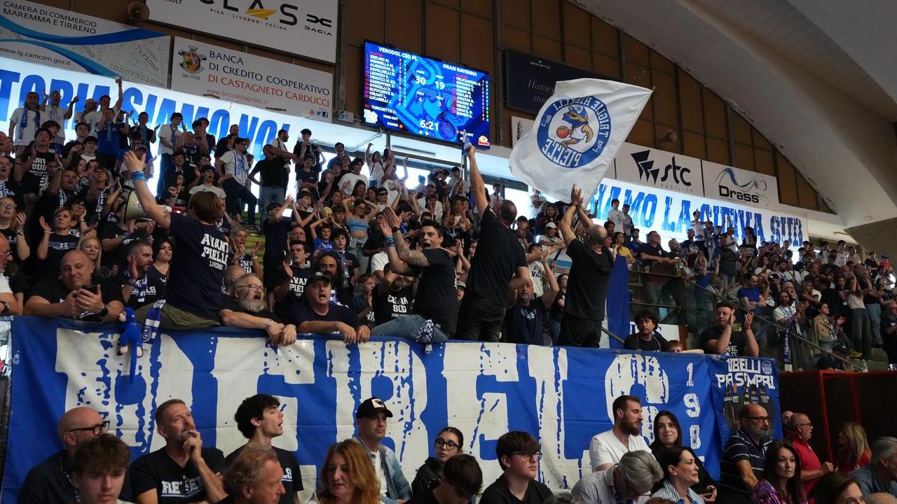 Il tifo della Pielle (Foto Stick)
