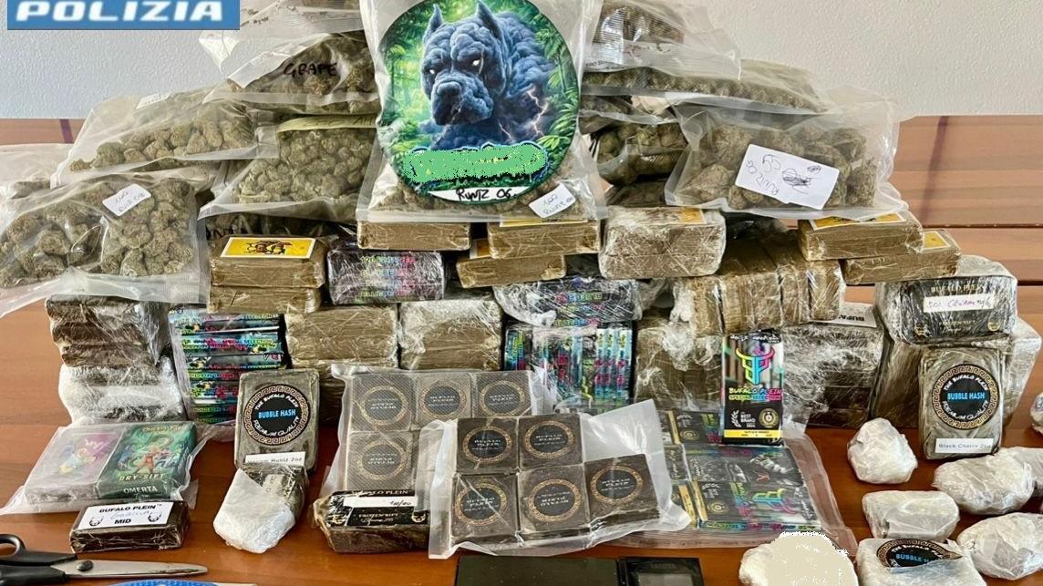 Sequestrati oltre 11 chili di droga destinati alla movida: due arresti