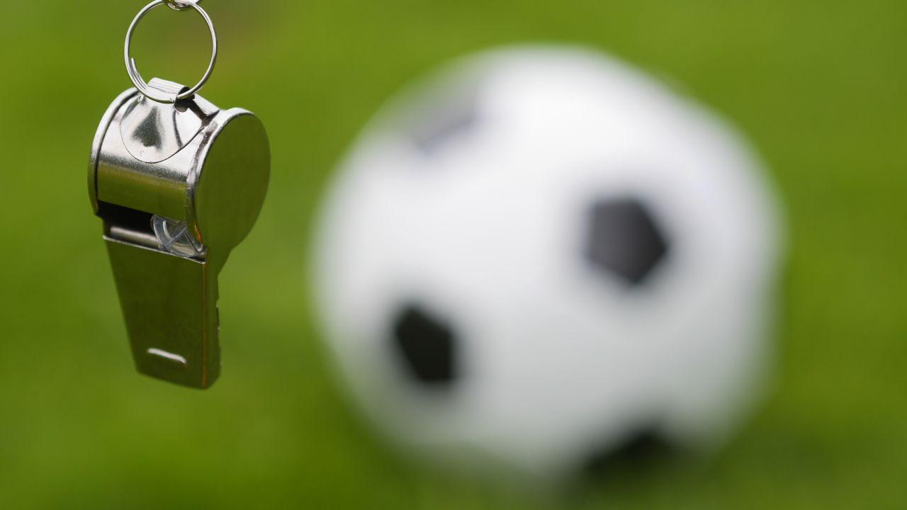 Calcio, arbitri: come si inizia e quanto si guadagna (dalle giovanili ai professionisti)