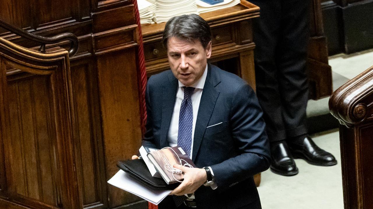 Giuseppe Conte annulla tutti gli appuntamenti: «Devo sottopormi a un intervento chirurgico»