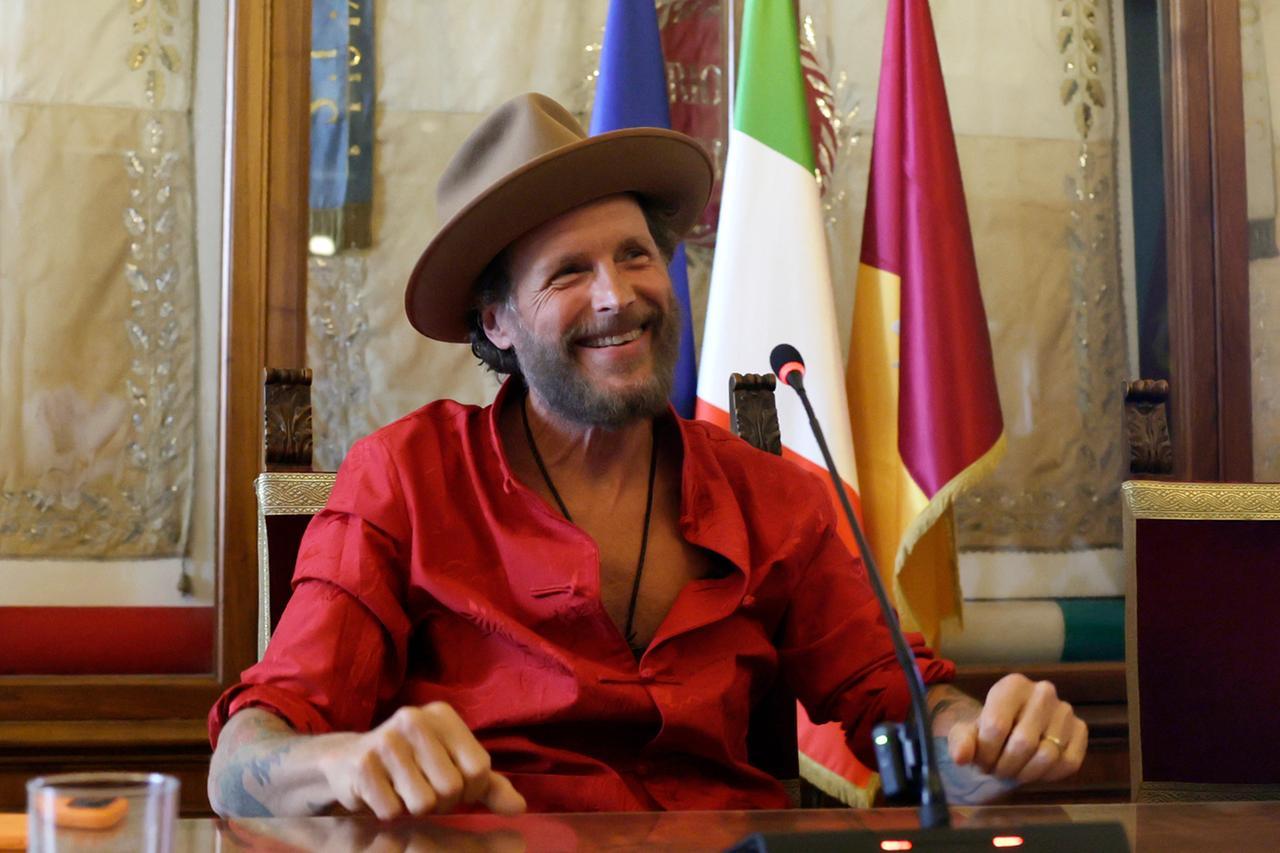 Il “Jova summer party” debutta a Olbia: sul palco non solo la guest star Gabry Ponte, svelata la line up