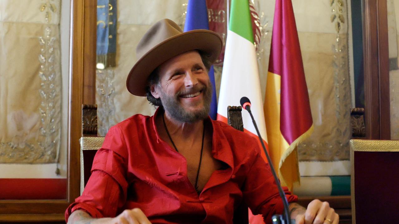 Il “Jova summer party” debutta a Olbia: sul palco non solo la guest star Gabry Ponte, svelata la line up