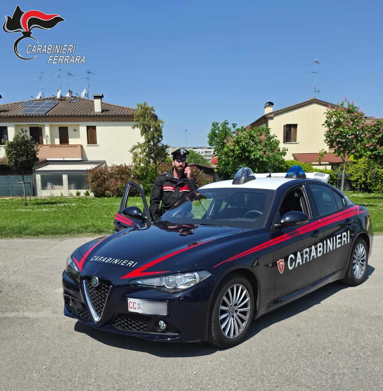 Evasione e spaccio, due uomini arrestati a Ferrara