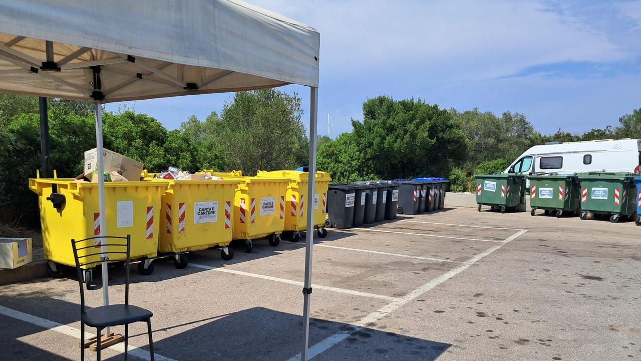 Guerra dei rifiuti, a Olbia altri 4 centri di raccolta mobili