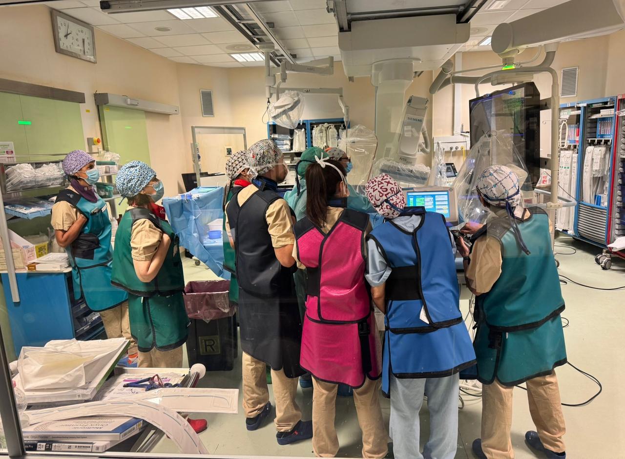 Lucca, al “San Luca” eseguita con successo in Cardiologia la prima procedura di valvoloplastica aortica