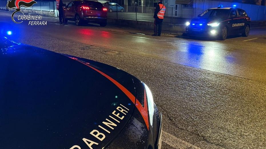 Lite e rogo nella comunità per minorenni a Renazzo: sei all’ospedale