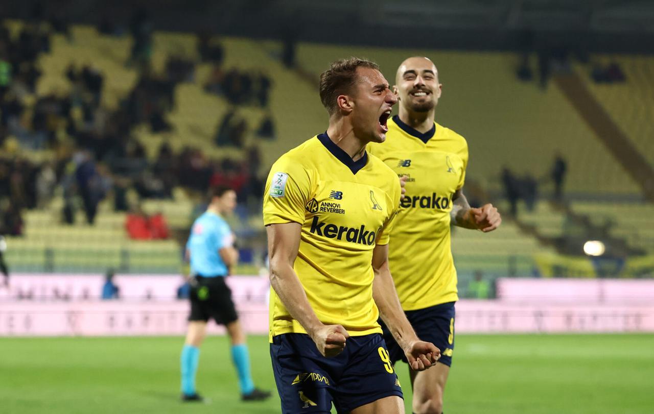 Derby Modena-Reggiana,  i numeri sono a favore dei Canarini, ma i granata ci sperano: l’analisi