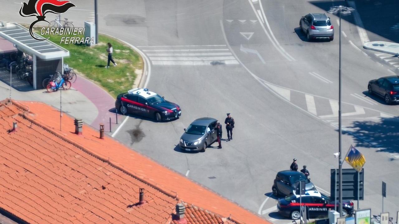 Ferrara, i carabinieri rafforzano i controlli in Gad