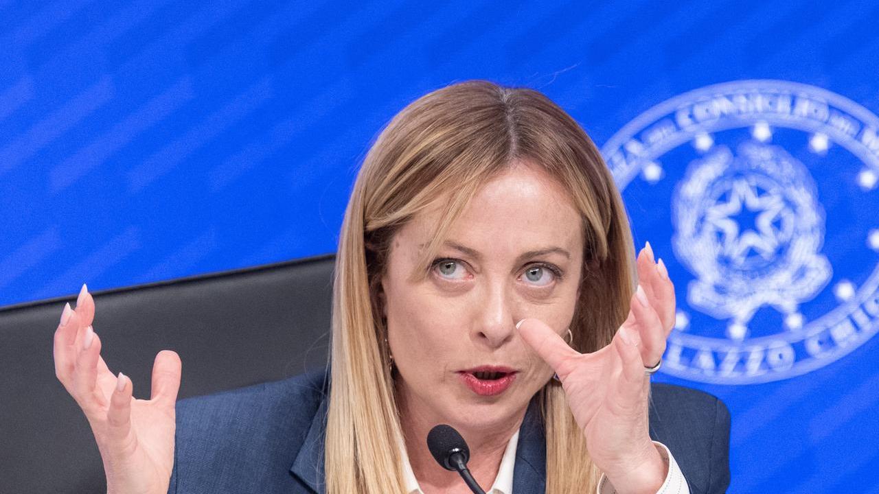 La premier Giorgia Meloni durante la conferenza stampa a Palazzo Chigi