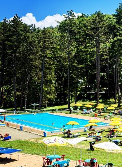 Piscina, lavori al via questa estate «Nuova vasca e rilancio del verde»