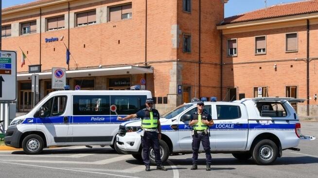 Spaccio e tentato furto in auto: scattano denuncia e arresto a Ferrara
