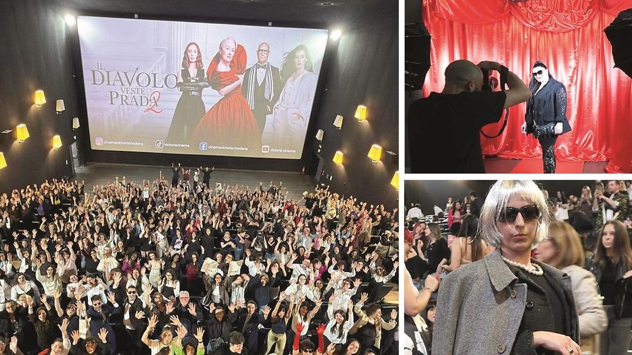 Il Victoria veste... Prada: in 3mila a Modena travestiti per il film