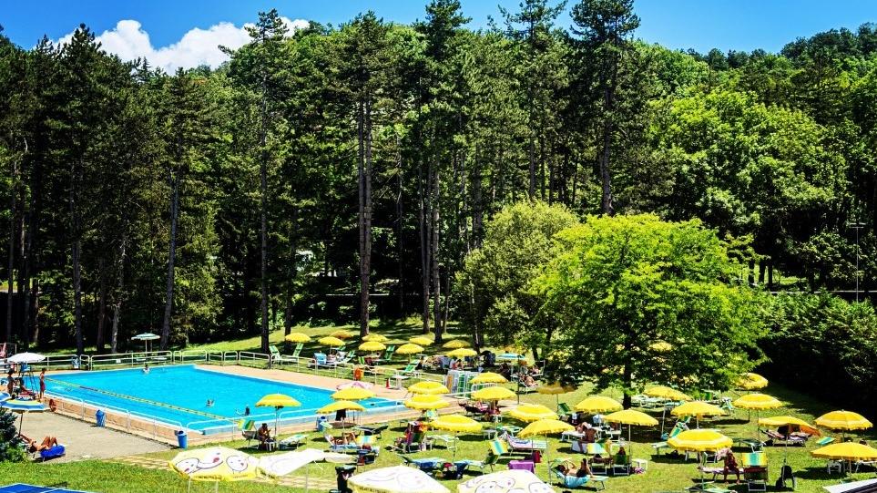 Piscina di Pavullo, lavori al via a giugno: «Nuova vasca e rilancio del verde»