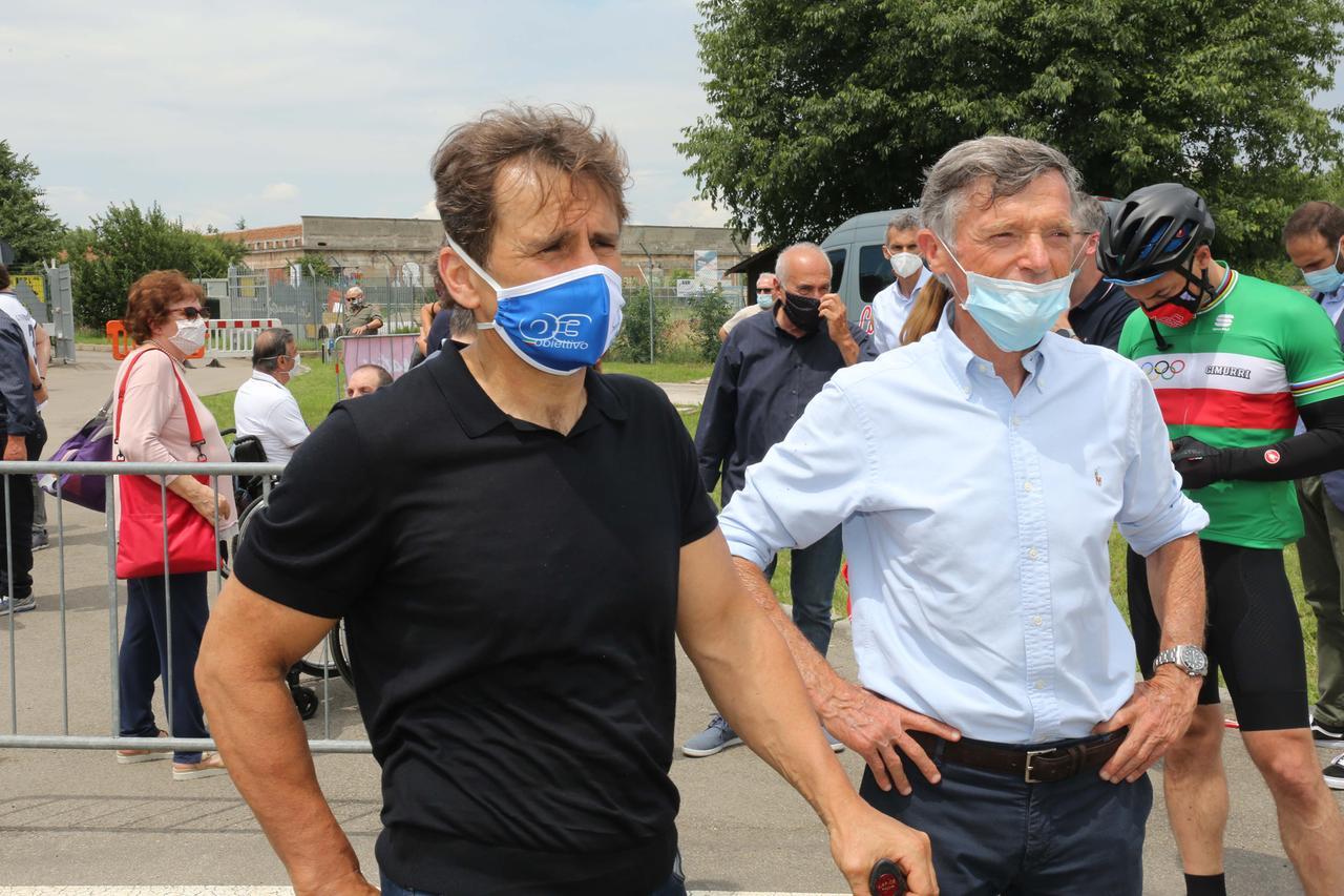 Addio ad Alex Zanardi: il ricordo di quell’ultimo abbraccio a Reggio Emilia prima dell’incidente